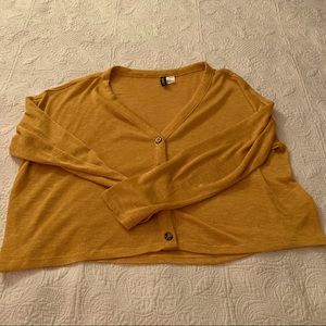H&M Mustard Medium Top